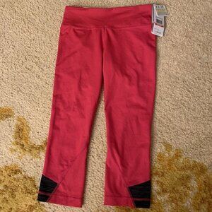 Under Armour. Size XS. NWT. $45. Pink Athletic Stretch Pants. B60